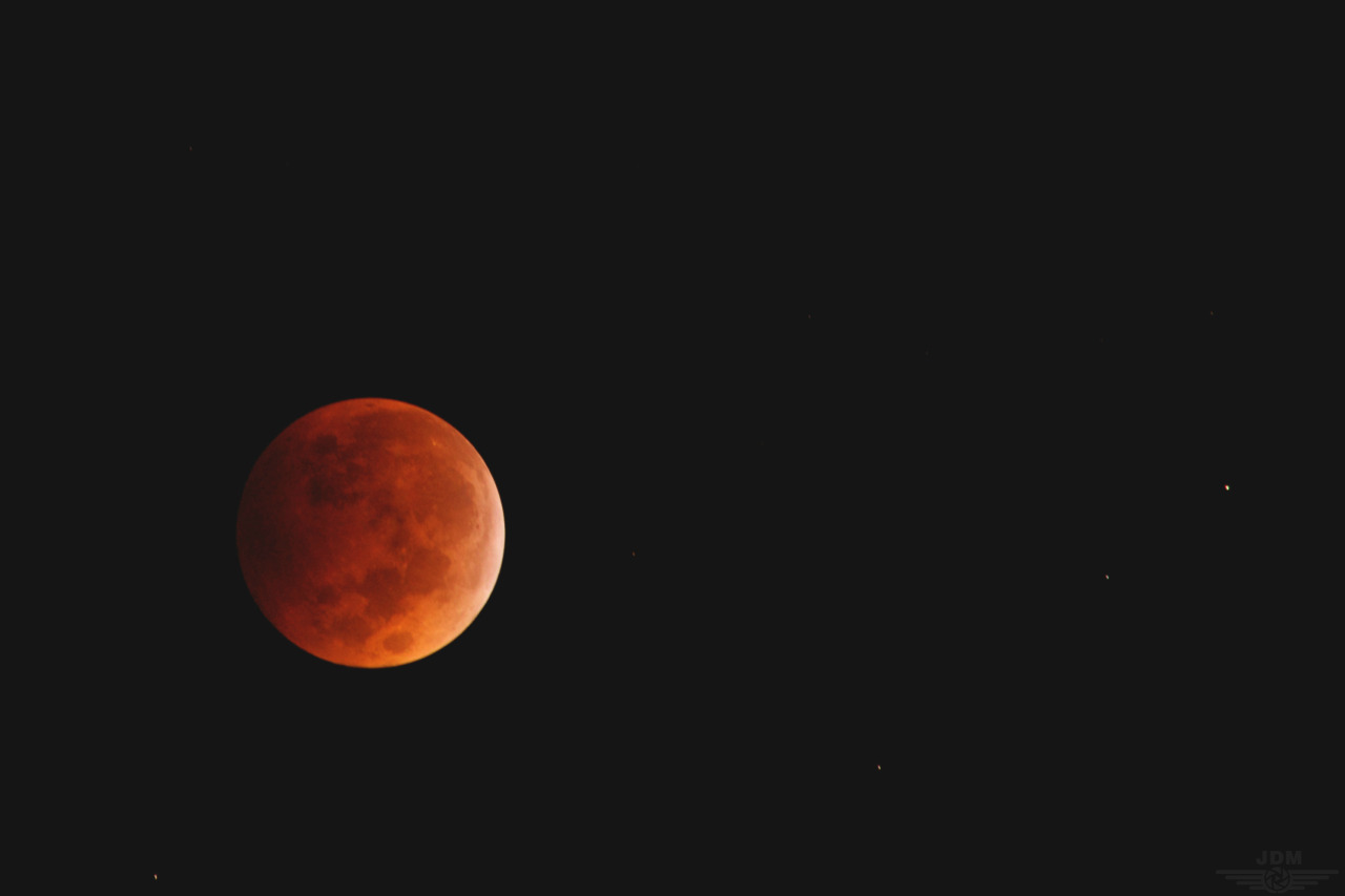 lightninglens:  Blood Moon // 10.08.2014
