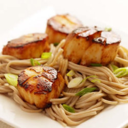 in-my-mouth:  Miso Glazed Scallops with Soba