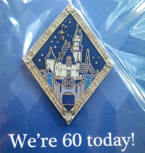jeepn: pinhub: Cast Members received a beautiful pin yesterday!  Wish I could have taken the te