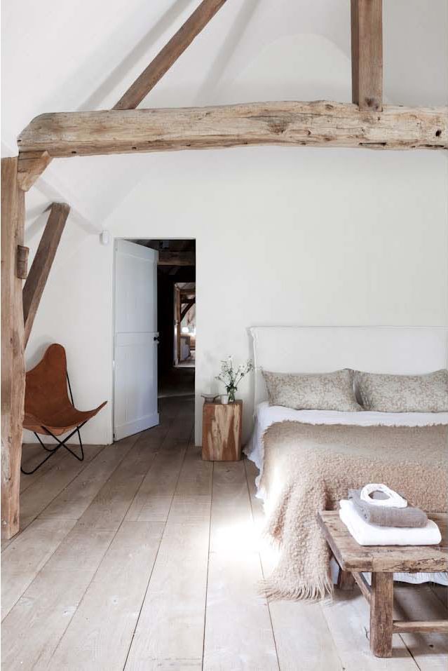 infinite-paradox:  Bedroom Interior Design By Photographer Romain Ricard 