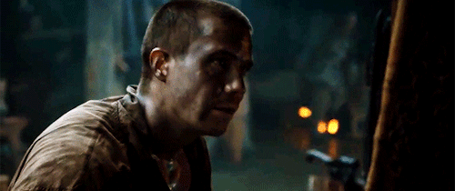 chris-evans:The Arya Stark edition on how to make a boy fall in love with you