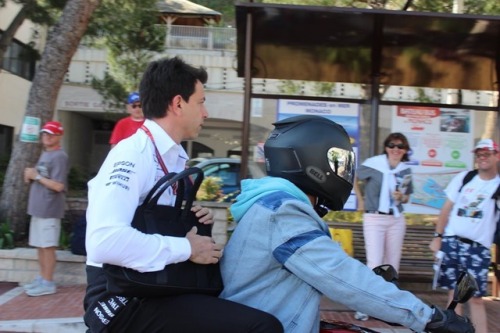 silverarrowsdaily:Lewis Hamilton picks up Toto Wolff on his way to Circuit de Monaco.