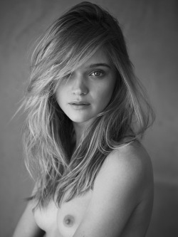 formesdelabeaute:  Rosie Tupper