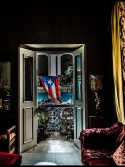 marimarjoalex: Esa estrella es Puerto Rico 