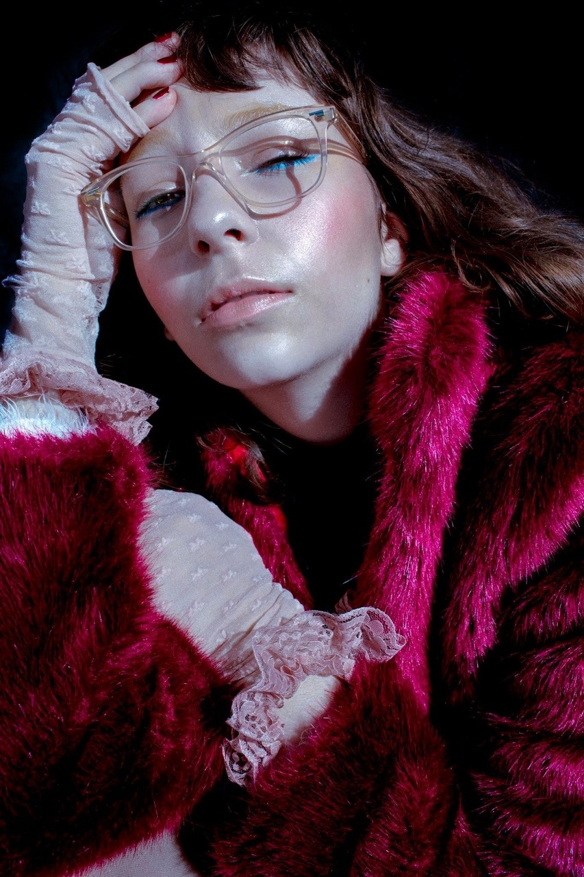 sunpeach:  me by laura baldwinson, makeup by emy filteau 