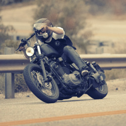 twowheelcruise:  life on a motorcycle 
