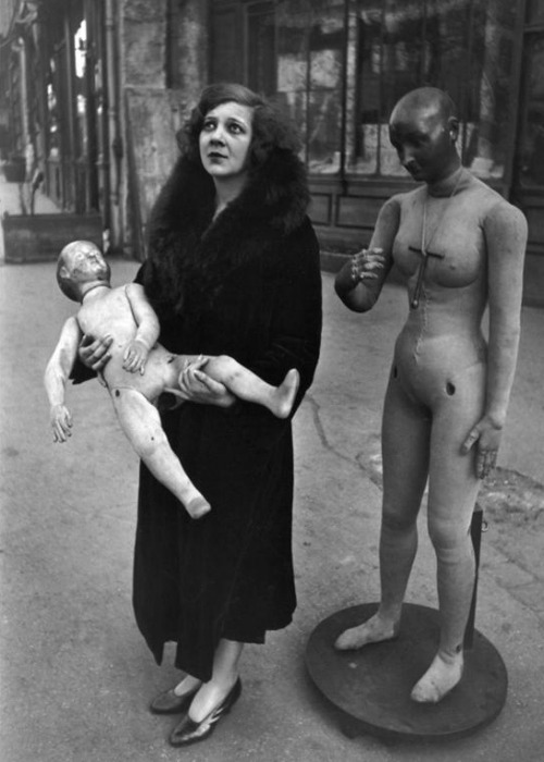 lassenmichsterben: Leonor Fini - Henri Cartier-Bresson photographer