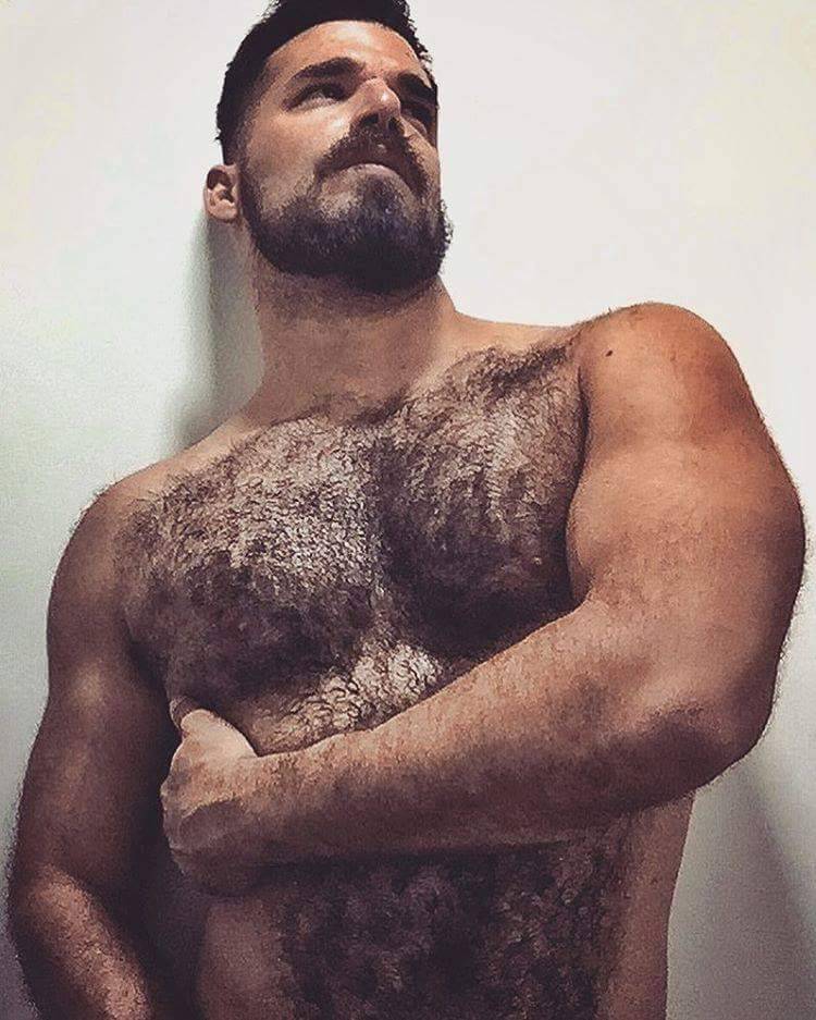 Follow my two hairy men blogs:http://sambrcln.tumblr.comhttp://hairysex.tumblr.com