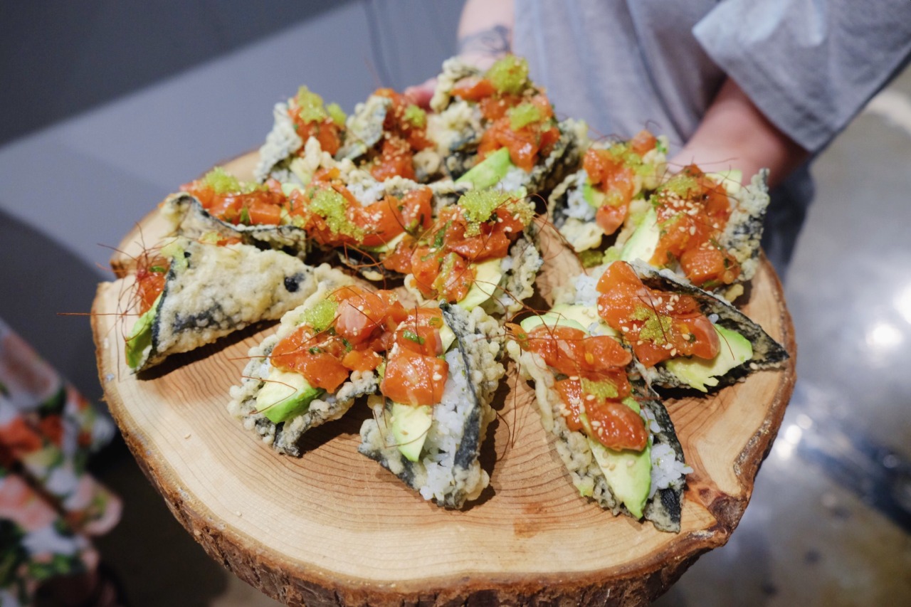 Heritage Asian Eatery x Coal Harbour.
• Salmon nori taco with fried nori and shiro dashi from Chef Felix Zhou.