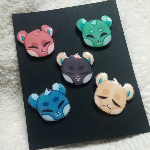 Voltron Lion pins are now available in my store!!! Pins are hand crafted and ready to be delive