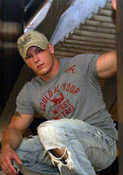 objectd:yup, country boys are hot…