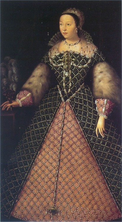 Portrait of Catherine de Médici,Queen of France.Date unknown different sources state it as 1556 or 1