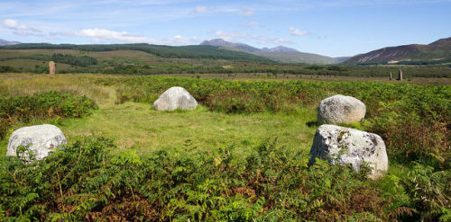 archaicwonder:Machrie Moor Stone Circles &amp; Standing Stones, ScotlandMachrie Moor Stone Circles i