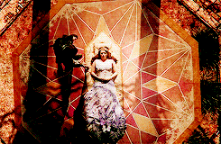 sassymajesty:  nikitasmears asked ladies + scenerygasm 