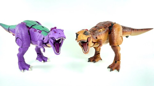 Transformers x Jurassic Park Tyrannocon Rex and JP93 in-hand images.