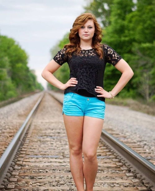 i-sexy-redhead:  On the tracks adult photos