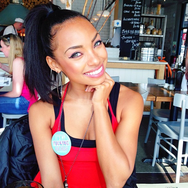 loganbrowingdaily:  HER EYES!!!!   😍😍😍