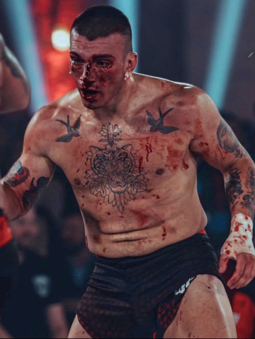 Bareknuckle Fight