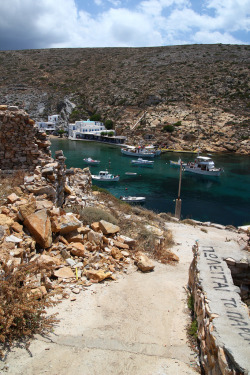 breathtakingdestinations:  Sifnos - Greece (von Archway Andres)