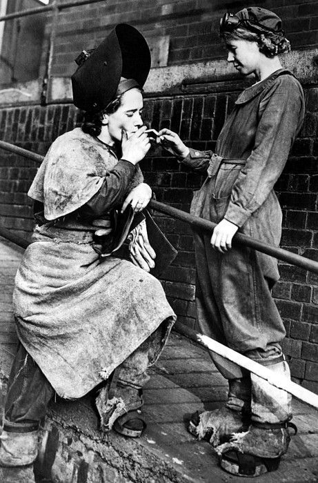 dieselpunkflimflam:  historicaltimes:  British Women of Steel - Outfits include hood, goggles, a leather apron and gloves. Photo by Harry Todd November 27, 1942 via reddit  If your alternate historical Diesel Age includes an Apocalypse, here’s what