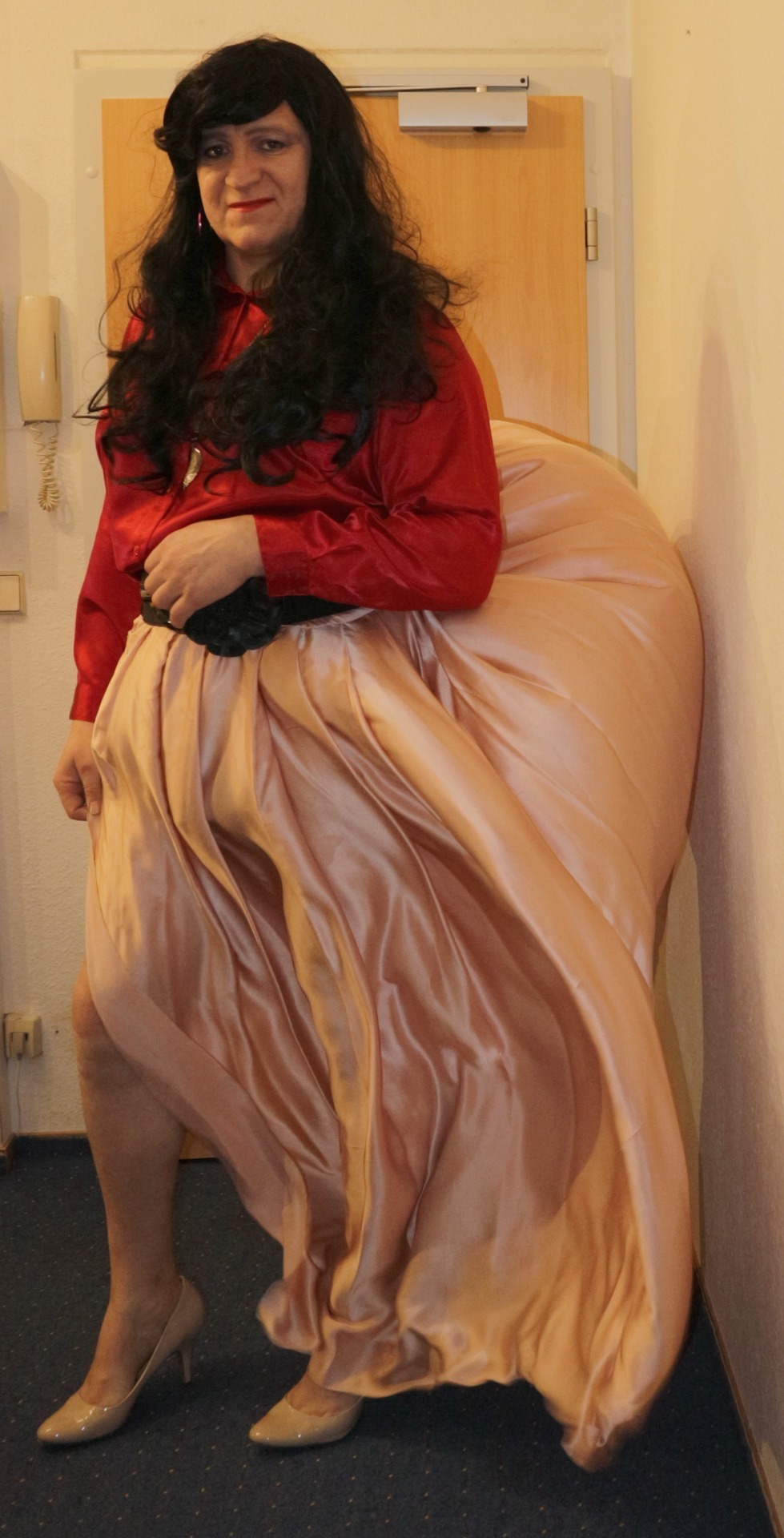 Silk - Crossdresser.