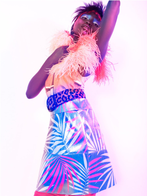 dyehardblackhair: *
