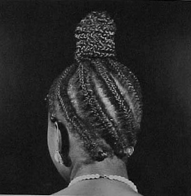 alubarika:J.D. Okhai Ojeikere was a Nigerian photographer known for his works on numerous hairstyles found in Nigeria. ‘Hairstyles’ is his most known collection depicting the unique image of the African woman.