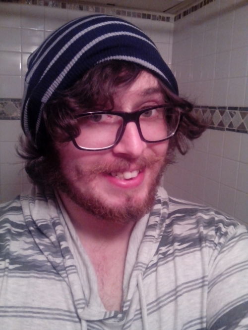 owlizard:  Finally a little tour of our new place. Enjoy :3   NICE! you look adorable btw! 