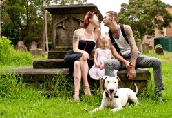 jackspinups:  Rockabilly Family Photo by: