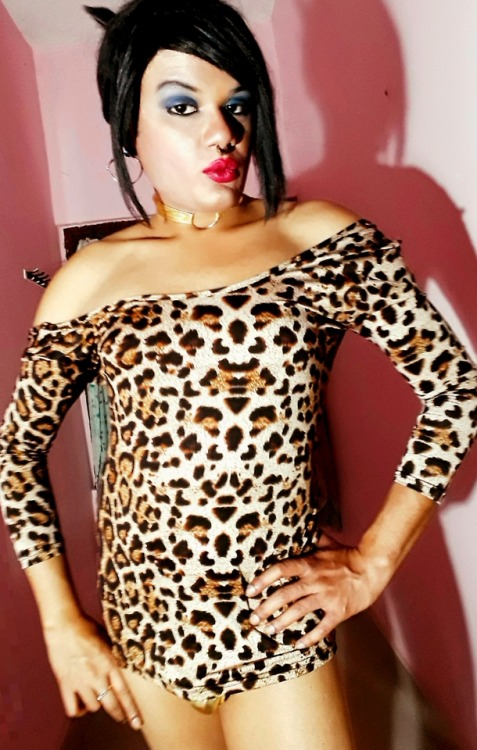 sissyangelnisha: New pics…give ur dirtiest filthiest comments..tell me if u like these&hellip
