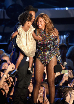 P-Pikachu:  Jay-Z , Blue Ivy Carter And  Beyonce Onstage During The 2014 Mtv Video