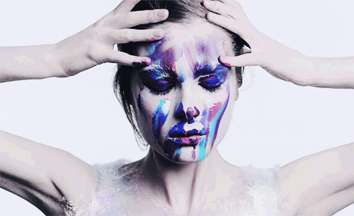 deprincessed:  Danish darling Caroline Brasch Nielsen clowns around with smudged pastel paint in i-D magazine’s newest video ‘The A-Z of… Beauty’ directed by Daniel Sannwald in which 26 makeup looks were created by beauty editor Isamaya Ffrench