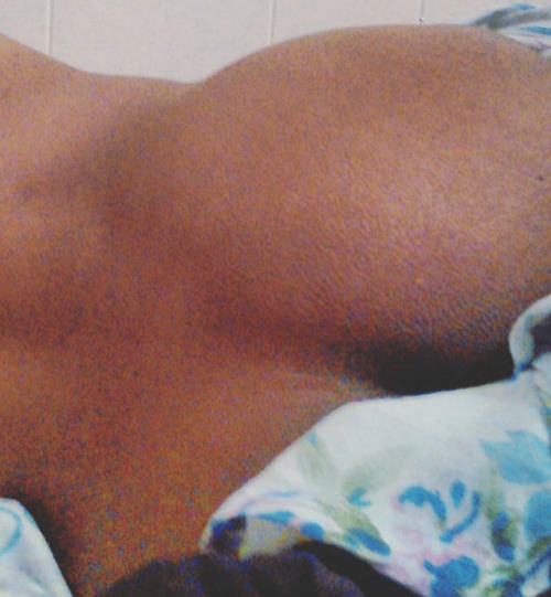 kissmaxim: Curved… Curvy Happy Humpday y'all  #curve #blackgayass #ass #body # #booty
