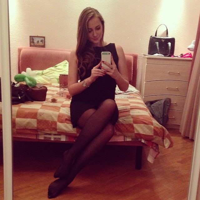 Hot Pantyhose Feet