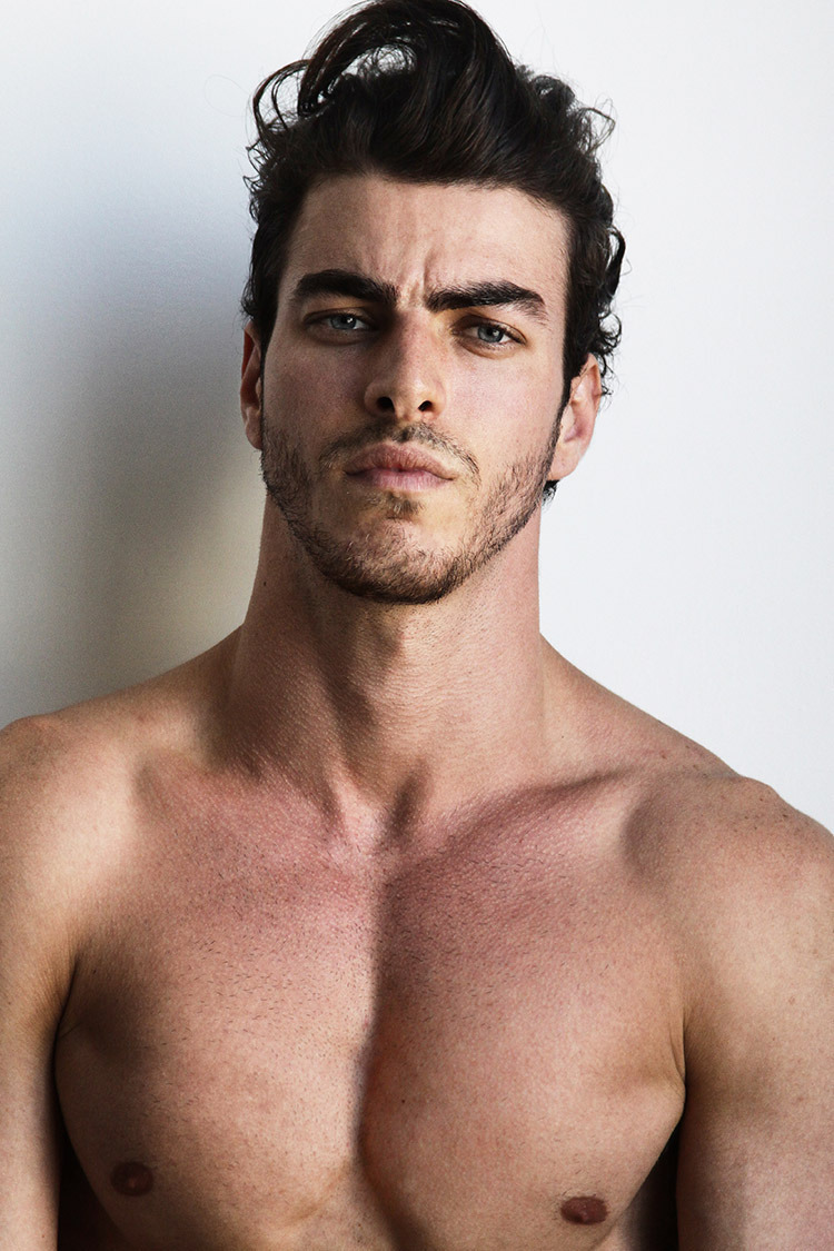 aussieguy696969:  mansexfashion:   Photographer: Anthony Deeying Model: Gui Fredizzi