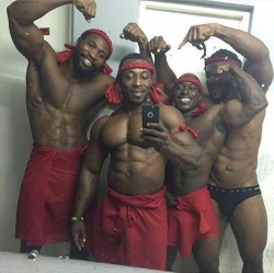 charlibal:  Chocolate African Muscle Overload   yes can I have them