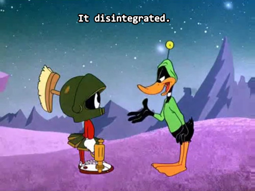 unadulteratedpiratepizza: soapsock: jbwarner86: I like how this short, like most Looney Tunes parodi