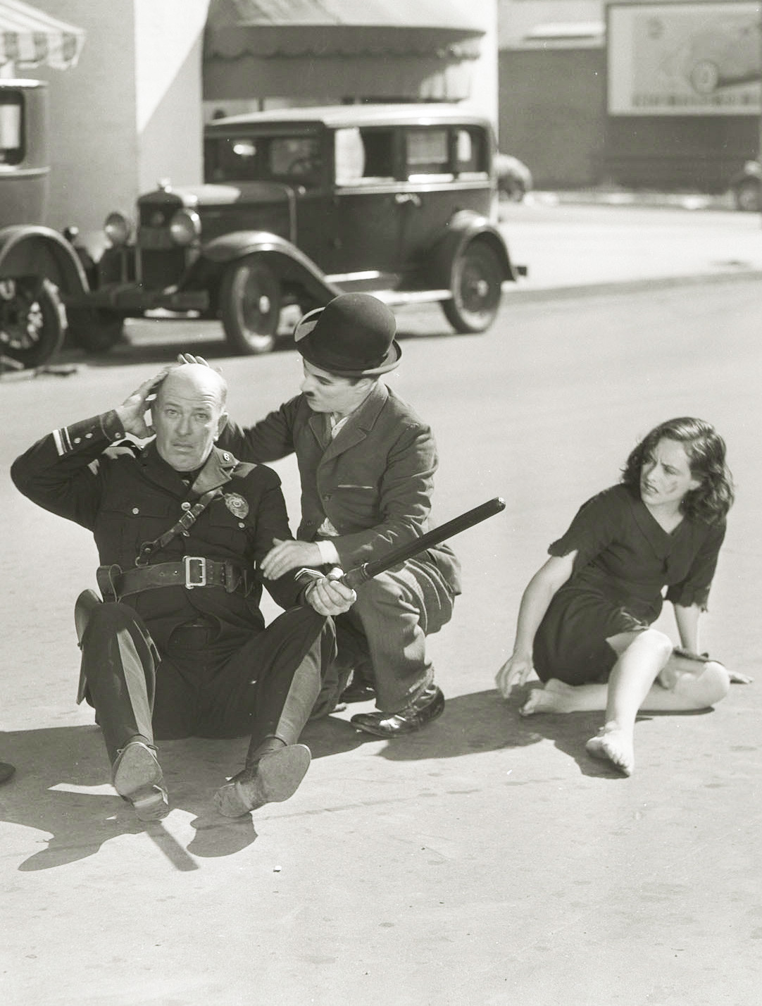 chaplin-images-videos:
“Modern Times - 1936
”
“Modern Times” 1936