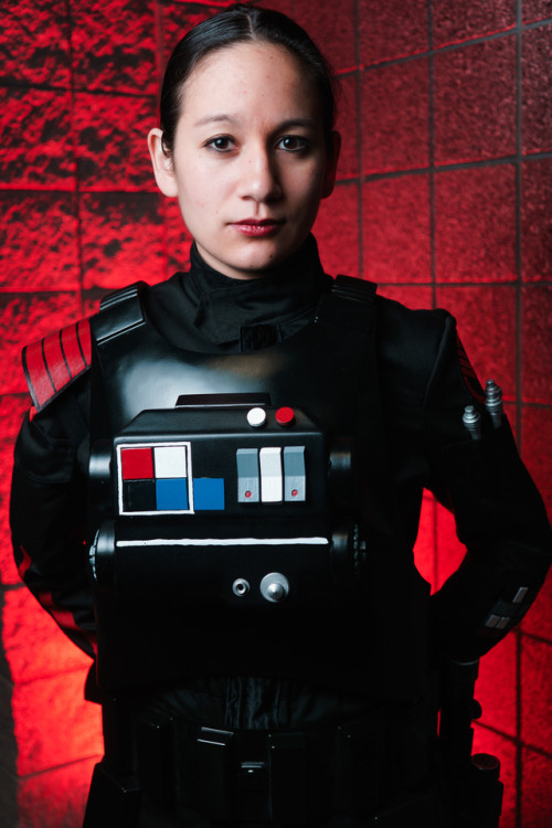 Oh heyyyyyy: more Iden Versio pictures of @chaosbria taken by @richandstrangephotography!