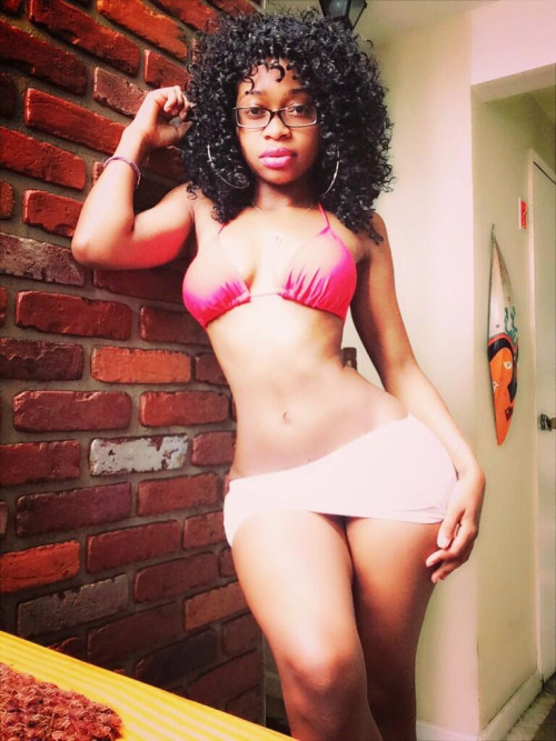 blackpornation:#BLACKGIRLNATION: Her name is Ebony Banks 