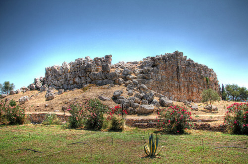 archaicwonder:Cyclopean TirynsThe archaeological site of Tiryns is one of two great cities of the My