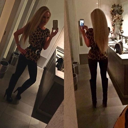 Source : sexyinstush.tumblr.com/ Instagram Name: surrey_girl