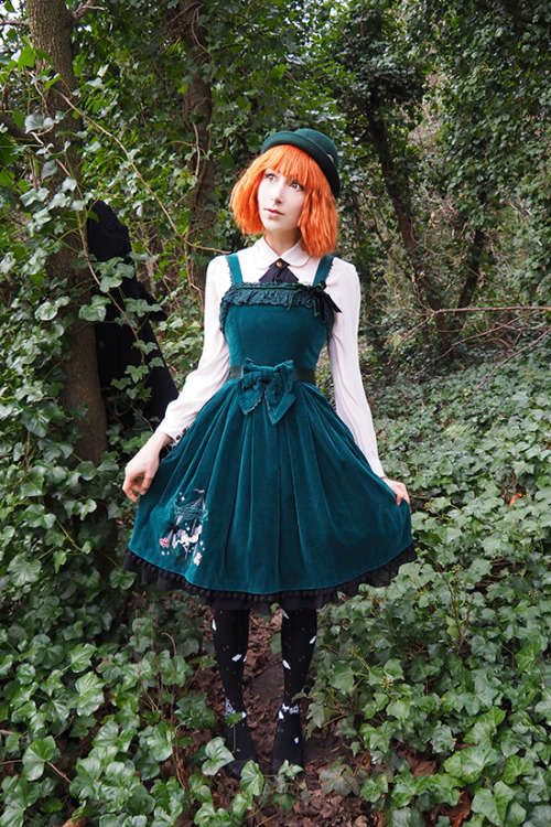 Wintery christmasy coord for Heath tramping yesterday 