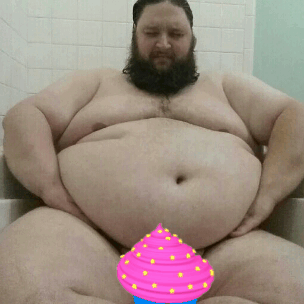 0nigum0:  More tubby tub time Now with a free to view preview. Full video nearly four minutes long. Head over and check it out.  https://fantasyfeeder.com/videos/view?id=20480&userId=1180 Note: this video does not “show all”. FantasyFeeder has