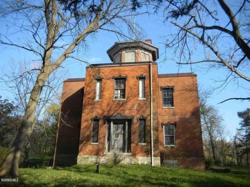 secret–gardens:Galena, Illinois, 1857