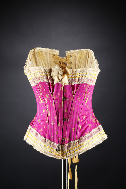 historicalcorsets: Corset c.1890-1900 Silk, cotton, probably steel Sykes, Josephine and Co., London,