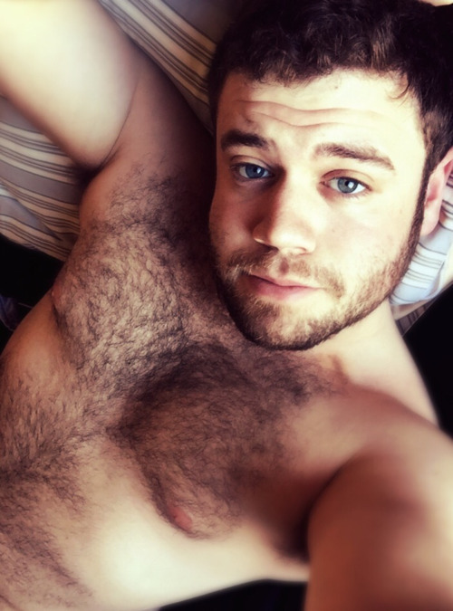 hairyboyfriends:  Look more at http://gaybearpin.com/ adult photos