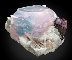 gemmadness:  bijoux-et-mineraux:  Aqua-Morganite with Tantalite on Cleavelandite - Laghman Province, Afghanistan  This is the most beautiful thing I’ve seen in months! 