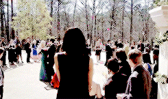 elenasbeloved:   r e d   o n e ,   d e f i n i t e l y .  requested by anonymous 
