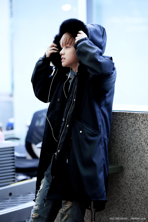 ikon-global:151205 Jinhwan @ ICN© KILL THE HEART | DO NOT edit.